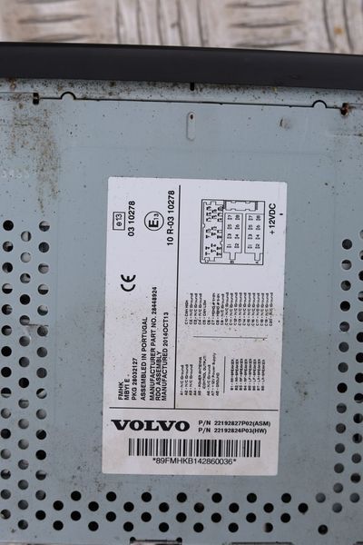 Автомагнітола (оригінал) б/в VOLVO FM (28032127) оригінал 2300718578  фото
