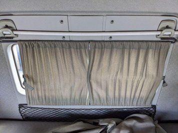 Шторка с креплением на заднее стекло б/у RENAULT PREMIUM (5010640369, 5010515456) оригинал 2196129994 фото