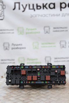 Плата запобіжників з реле EURO 6 б/в VOLVO FM (21936624-P02, 21543295) оригінал 2300718649  фото