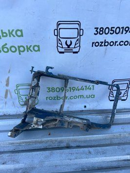 Кронштейн фары L б/у DAF CF 85 (1372801) оригинал, 340х240х630 мм 1747745191 фото