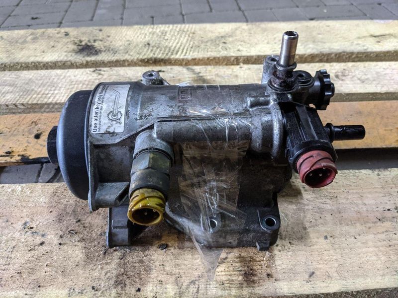 Корпус топливного фильтра (одинарный) б/у MAN TGX EURO 6 (51125017324, 51125017347) оригинал 1771459028 фото