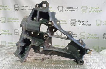 Кронштейн шасі R б/в VOLVO FM (21223080) оригінал, 520х250х580 мм 2300718555  фото